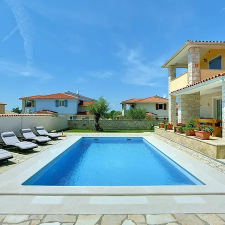 Golubovo Villa